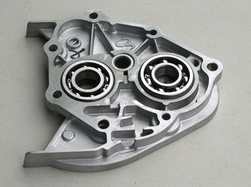Gear Box Cover with Bearings and Seals for CFMoto 250 Water Cool Engin